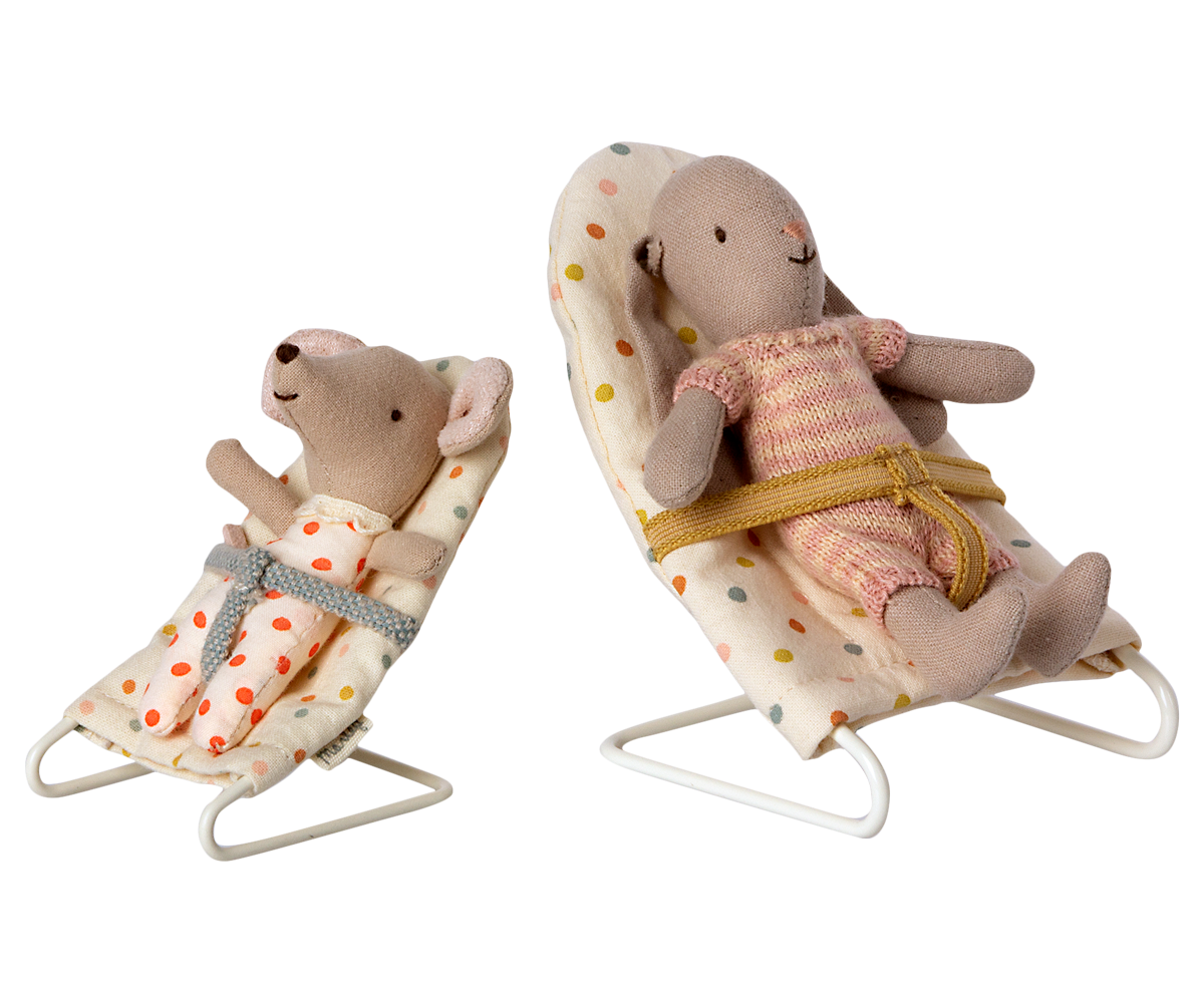 Babysitter, Micro - Image 5