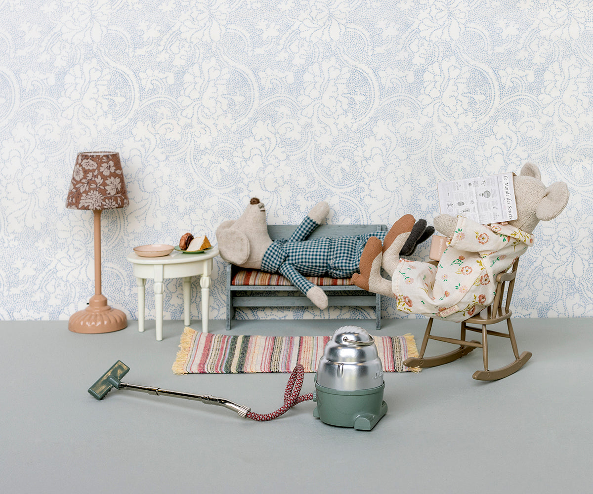 Bench, Mouse - Image 2