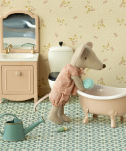 Alternative view of Bathtub, Mouse - Rose